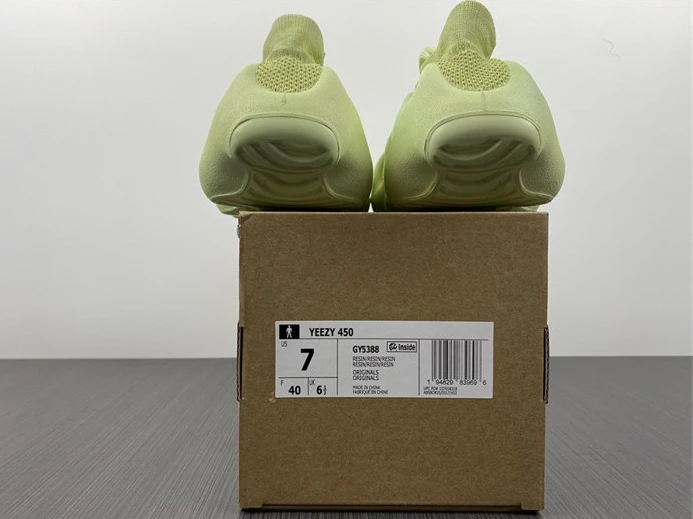 ModernLook adidas Yeezy 450 RESIN GY5388 2966