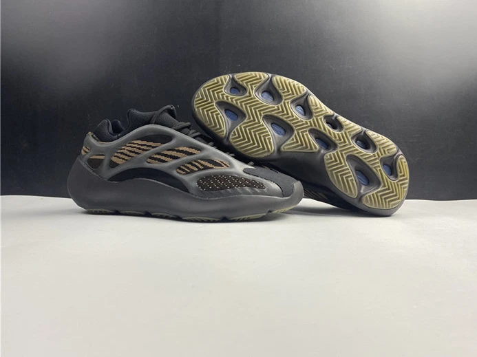 ModernLook adidas Yeezy 700 V3 Clay Brown GY0189 3017