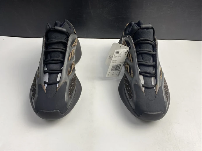 ModernLook adidas Yeezy 700 V3 Clay Brown GY0189 3017