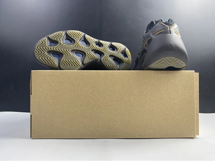 ModernLook adidas Yeezy 700 V3 Clay Brown GY0189 3017