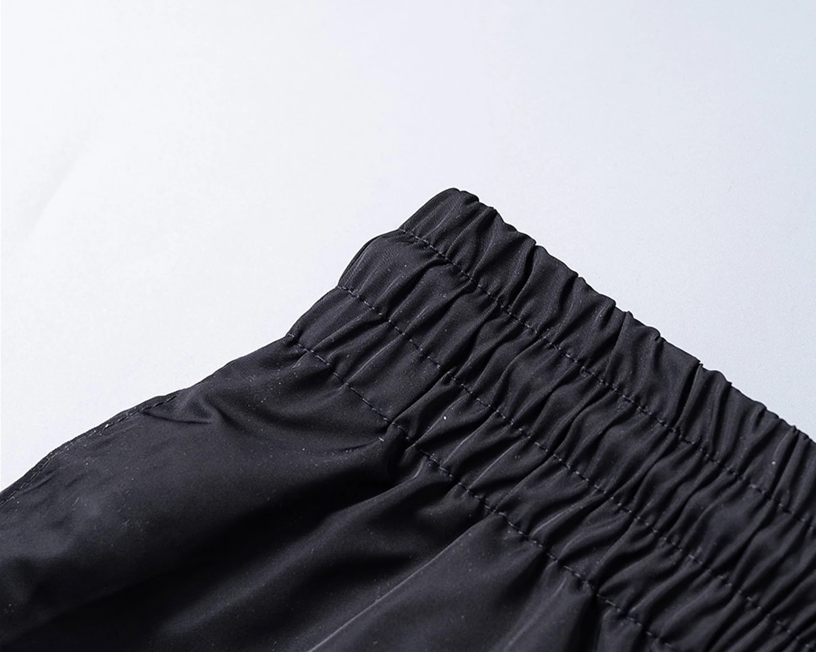 Moncler Mens Black Short Pants BestValue 48