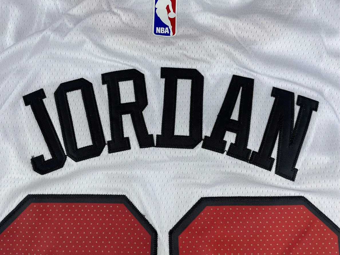 NBA White Jerseys Chicago Bulls EasyMatch 17