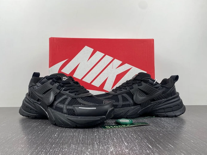 NIKEV2K Runtekk 3XL  FD0736-001 TopPick 2758