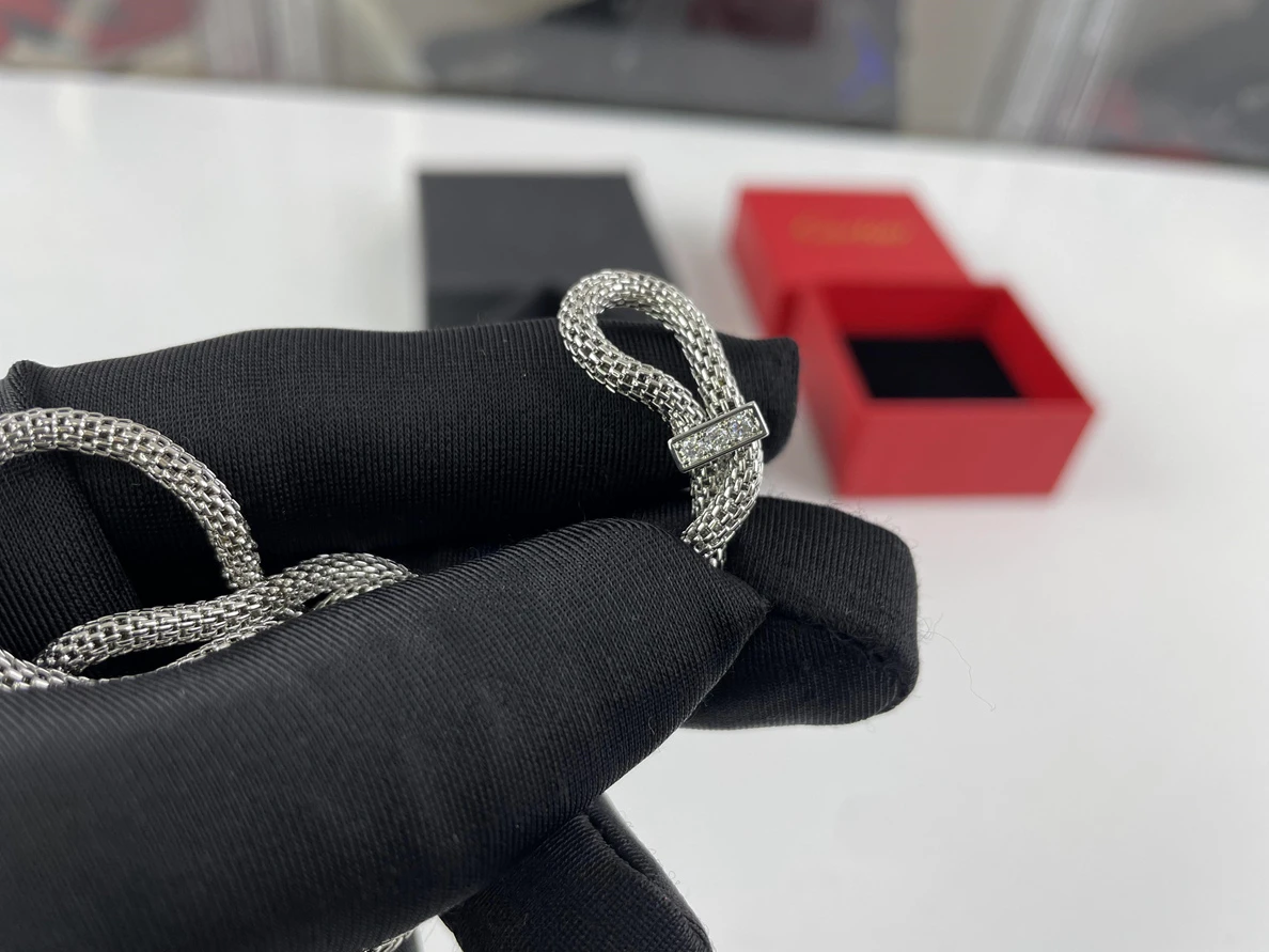 Necklaces (these 2 are samples, we have lots of different styles) UrbanStyle 37