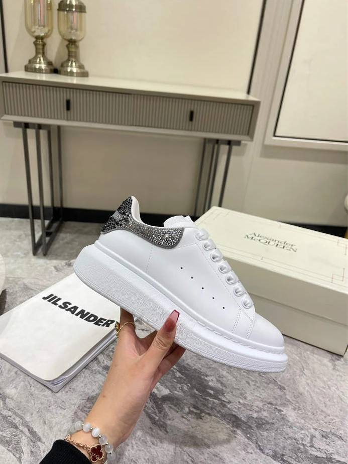 NewStyle 152 Mc Queen 1342