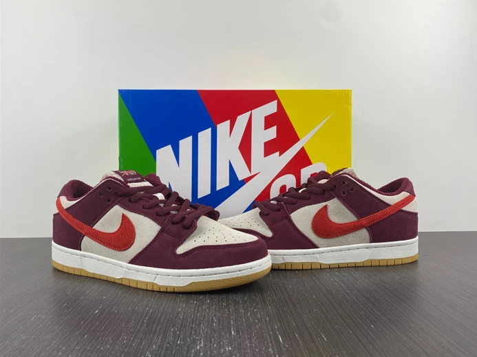 NewStyle 3510 Nike SB Dunk Low Skate Like a Girl  DX4589- 1849