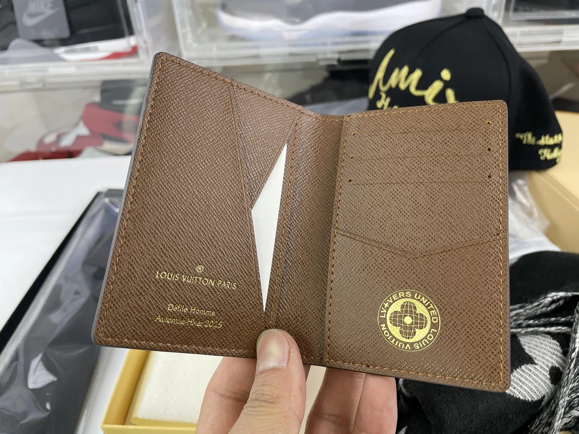 NewStyle 4174 scarf,  Necktie, wallet photos (prices in the description) 39
