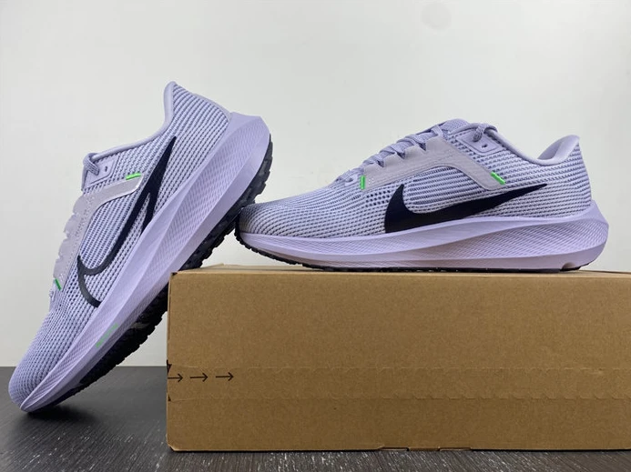 NewStyle 560 Nike Pegasus 40 DV3853- 2780