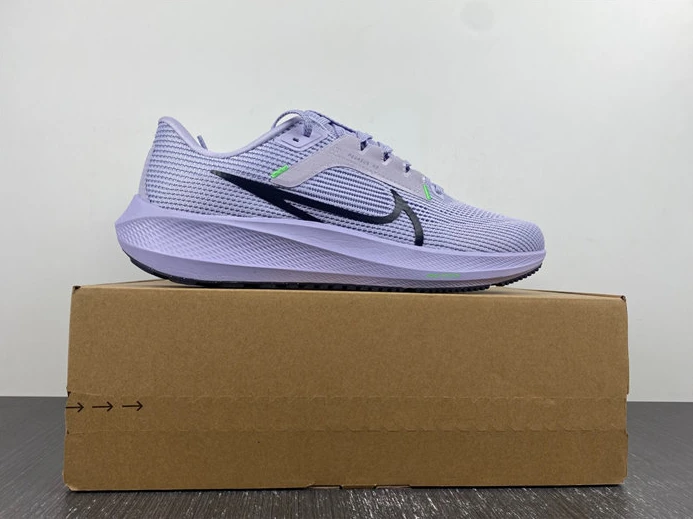 NewStyle 560 Nike Pegasus 40 DV3853- 2780