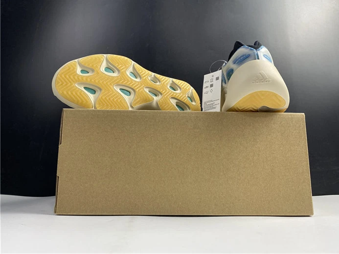 NewStyle 6973 adidas Yeezy 700 V3 Kyanite GY 3012