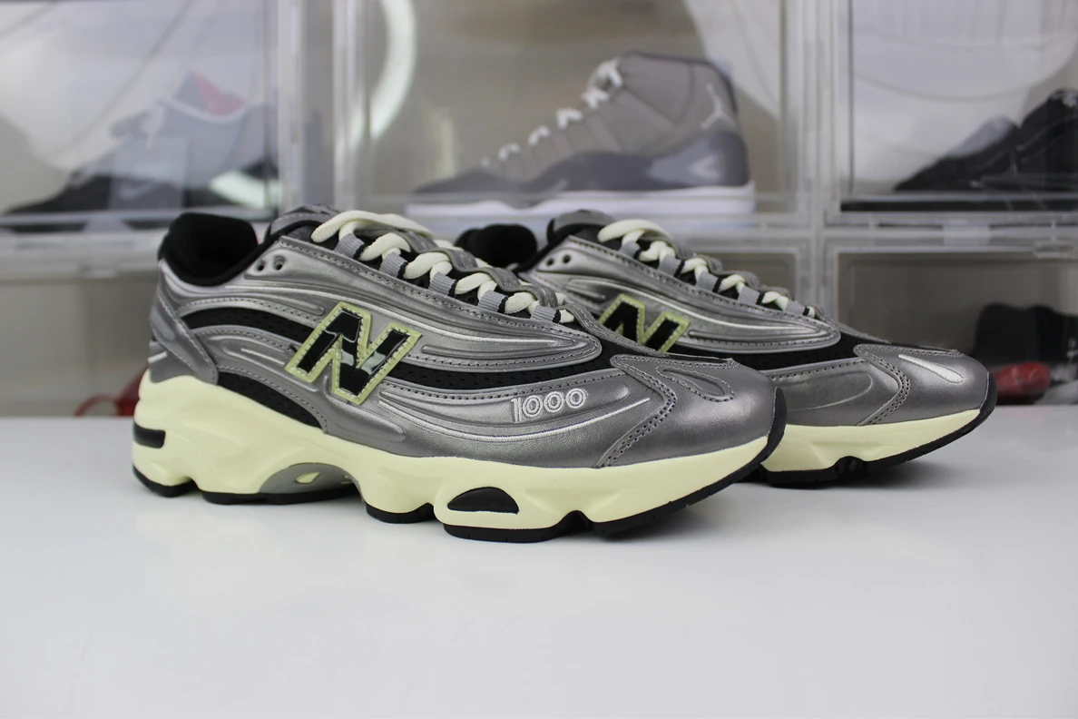 NewStyle 7939 The New Balance 1000 “Silver Metallic” Releases On April 24th 3595