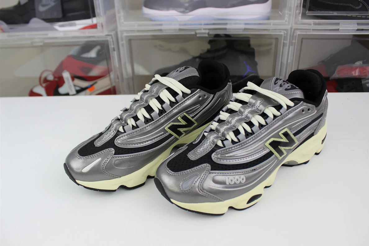NewStyle 7939 The New Balance 1000 “Silver Metallic” Releases On April 24th 3595