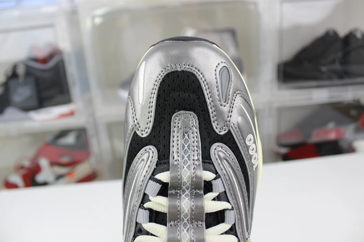 NewStyle 7939 The New Balance 1000 “Silver Metallic” Releases On April 24th 3595
