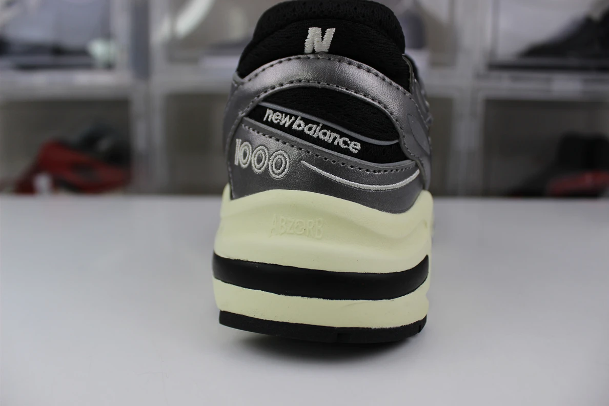 NewStyle 7939 The New Balance 1000 “Silver Metallic” Releases On April 24th 3595