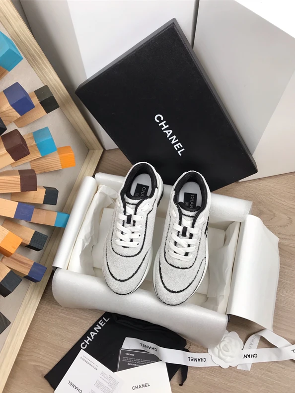 NewStyle Chanel Sneakers 1281