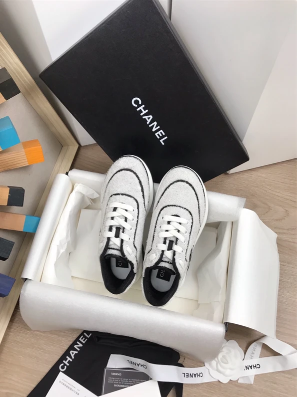 NewStyle Chanel Sneakers 1281