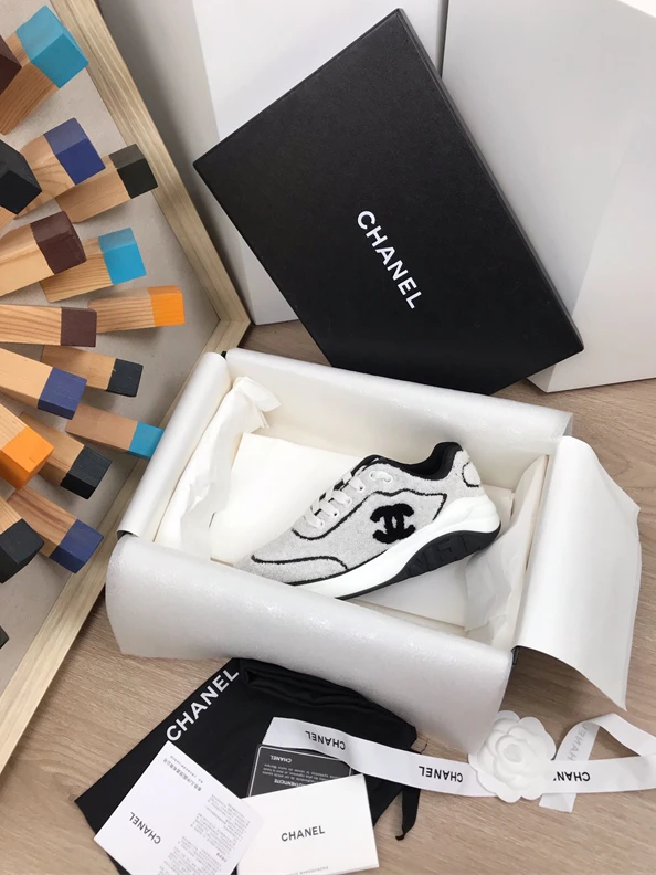 NewStyle Chanel Sneakers 1281