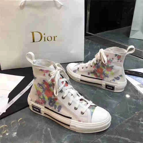 NewStyle DR Sneaker 1584