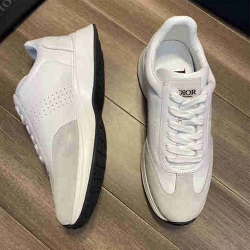 NewStyle DR Sneaker 1648