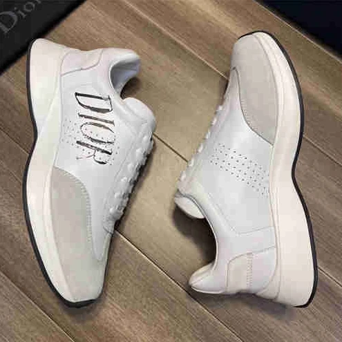 NewStyle DR Sneaker 1648