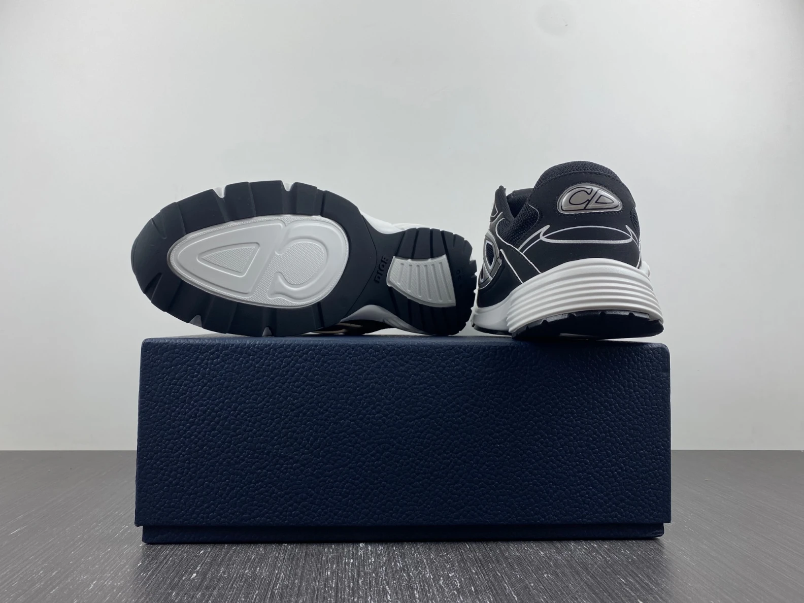 NewStyle Dior B22 1 1571