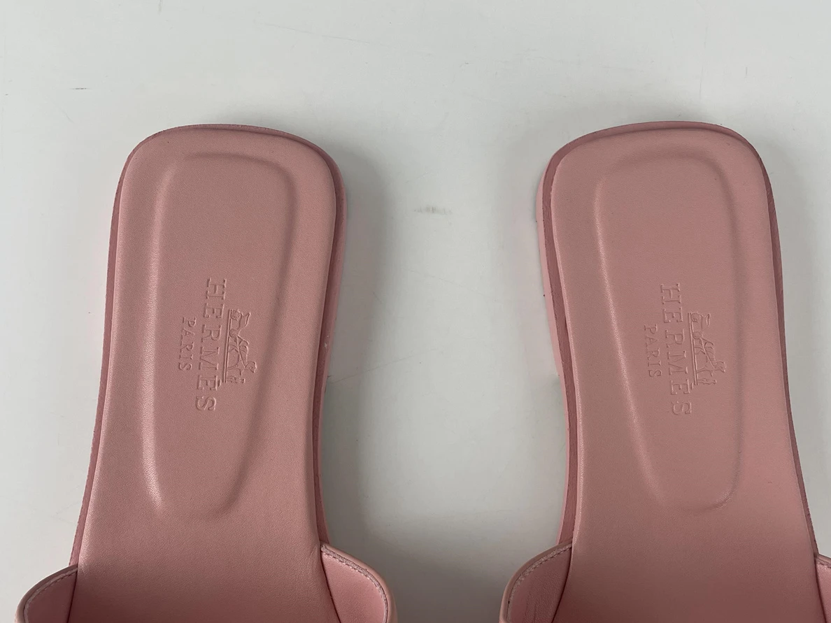NewStyle H brand Pink smooth leather slippers 118
