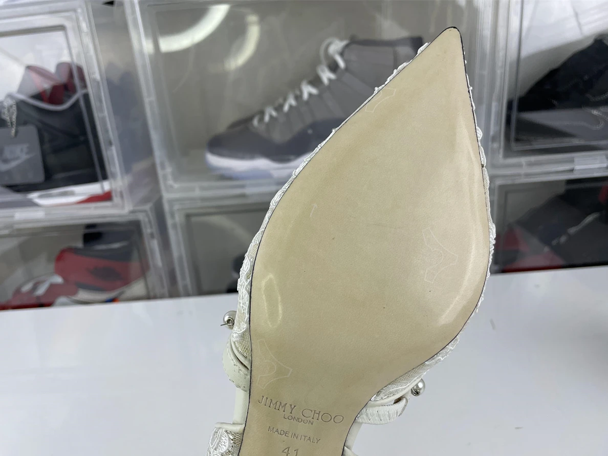 NewStyle JIMMY CHOO Tan heel with White Laces 3544