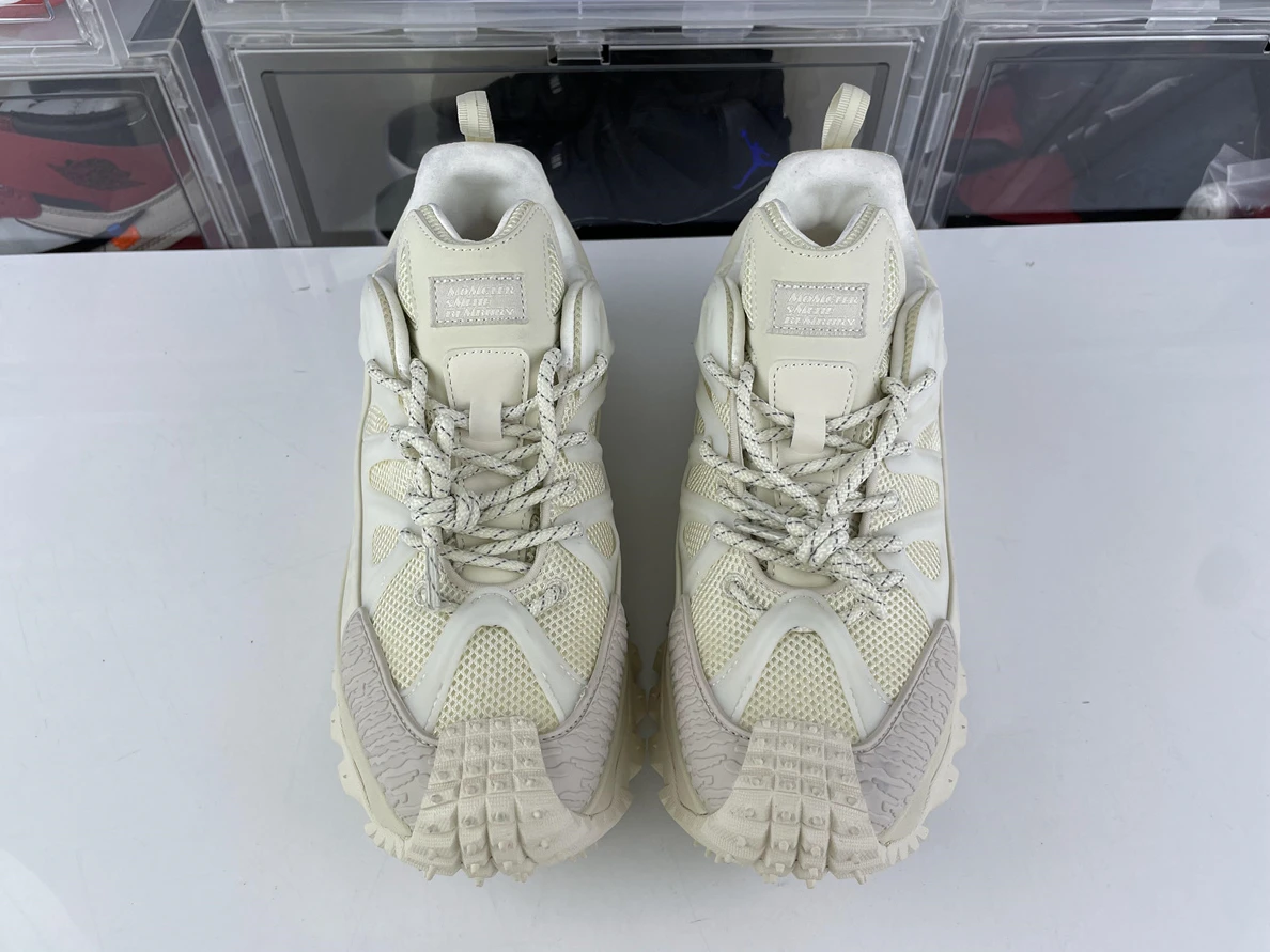 NewStyle Moncler TrailGrip AMOEBA SALEHE Bembury Cream White equipements 3525