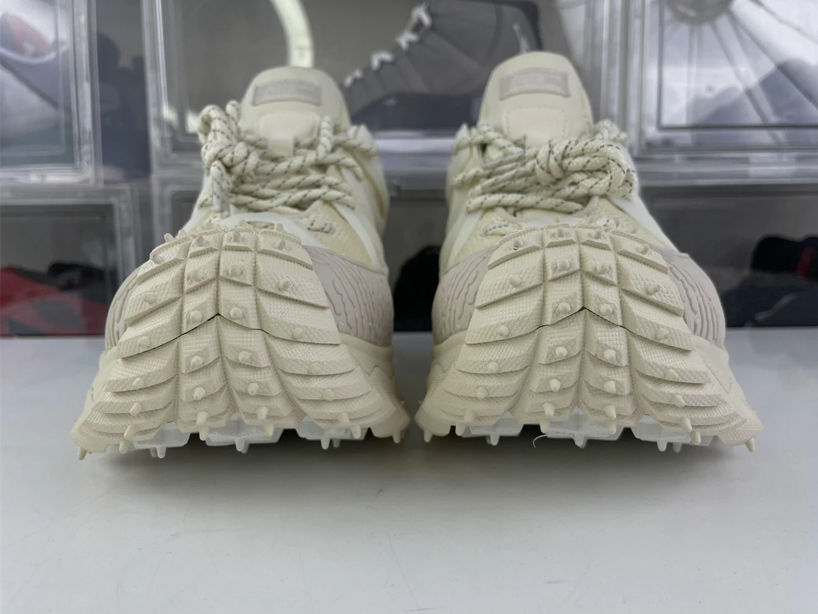 NewStyle Moncler TrailGrip AMOEBA SALEHE Bembury Cream White equipements 3525