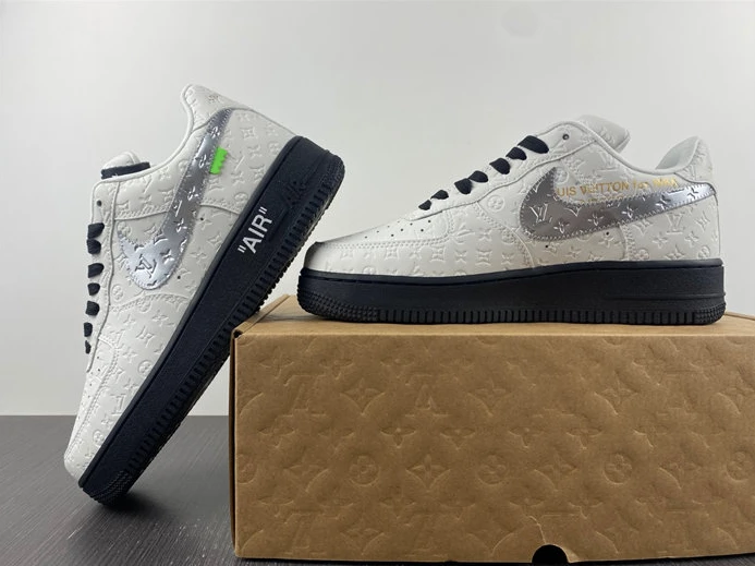 Nike Air Force 1 White Black UrbanStyle 2416