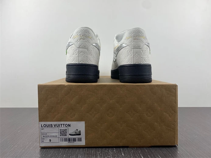 Nike Air Force 1 White Black UrbanStyle 2416