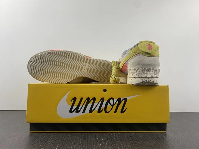 Nike Cortez Union Lemon Frost DR1413-100 NewStyle 2693