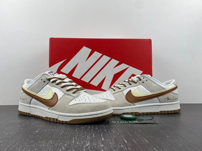 Nike Dunk Low DO9457-100 UrbanStyle 1772