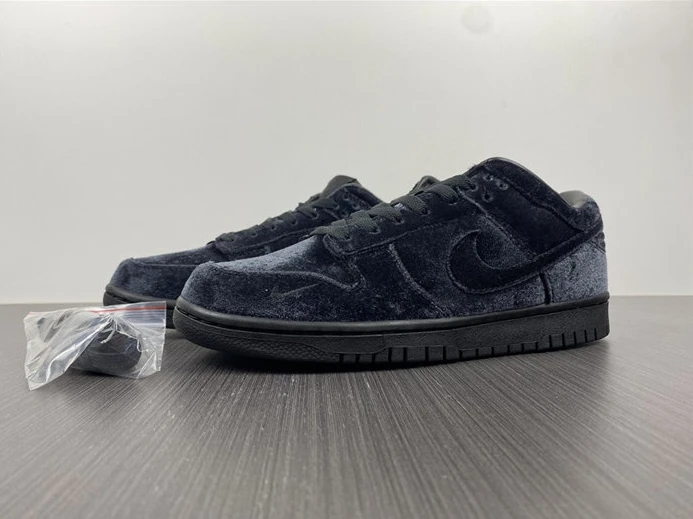 Nike Dunk Low Dover Street Market Triple Black Velvet DH2686-002 NewStyle 1983
