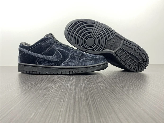 Nike Dunk Low Dover Street Market Triple Black Velvet DH2686-002 NewStyle 1983