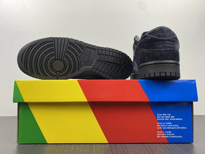 Nike Dunk Low Dover Street Market Triple Black Velvet DH2686-002 NewStyle 1983
