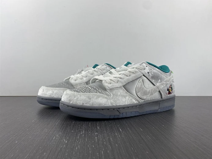 Nike Dunk Low Ice DO2326-001 ModernLook 1890