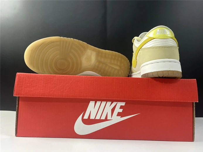 Nike Dunk Low Lemon Drop DJ6902-700 Popular 2081