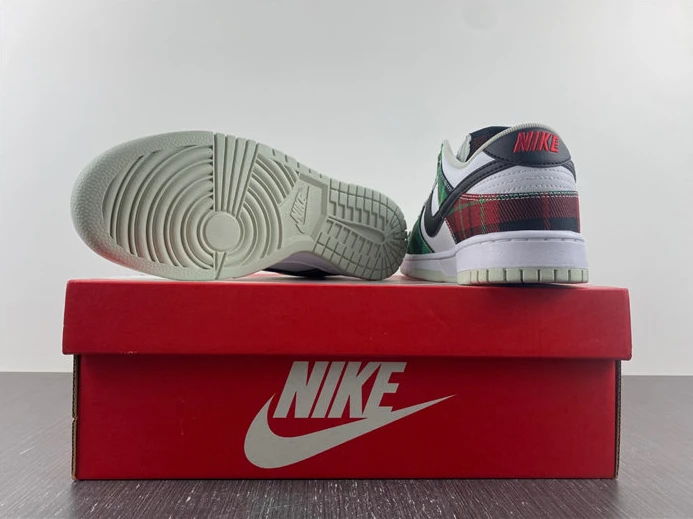 Nike Dunk Low Tartan Plaid DV0827-100 NewStyle 1838