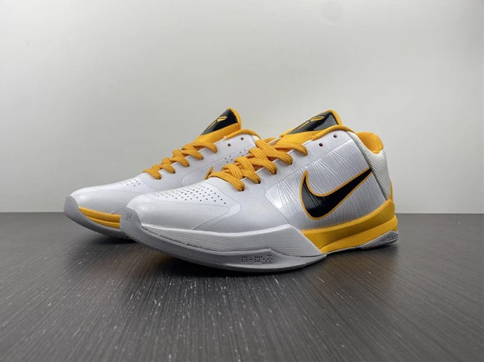 Nike Kobe 386430-104 UrbanStyle 2293