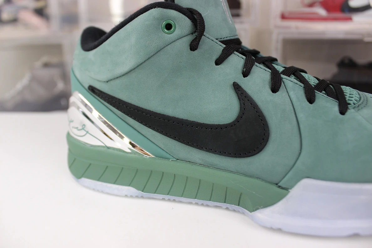 Nike Kobe 4 Protro “Girl Dad” ModernLook 2235