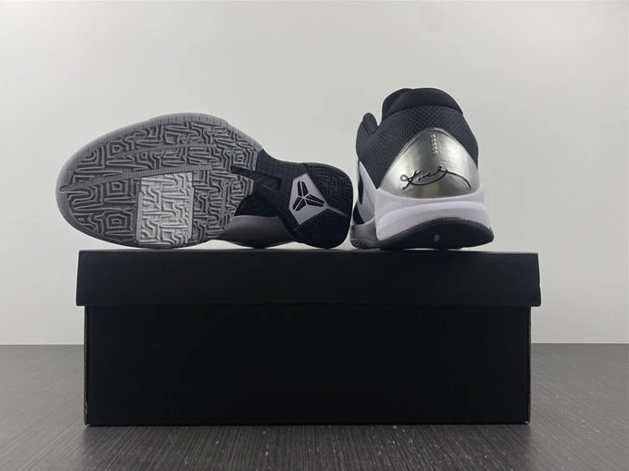 Nike Kobe 407710-100 SmartChoice 2287
