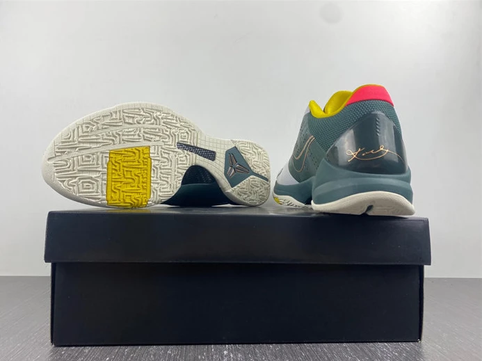 Nike Kobe 5 Protro EYBL Girls CD4991-300 WellDesigned 2250