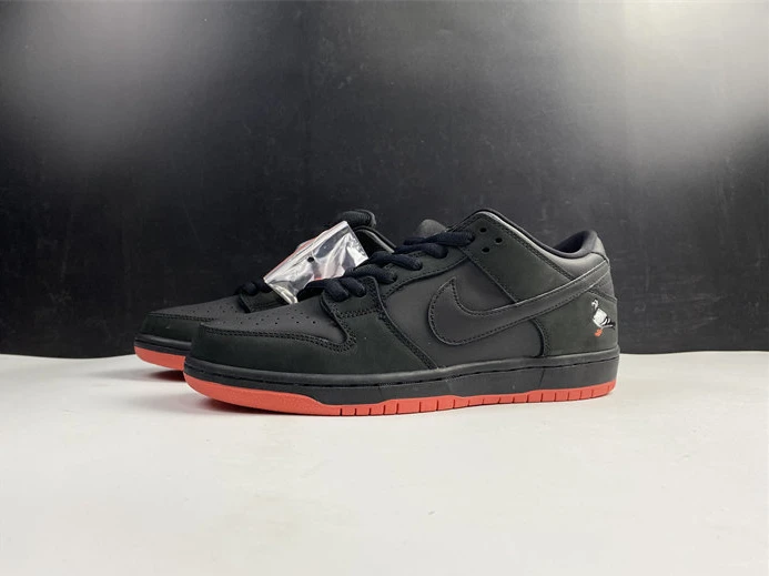 Nike SB Dunk Low Black Pigeon  883232-008 Popular 2194