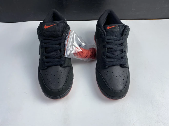 Nike SB Dunk Low Black Pigeon  883232-008 Popular 2194
