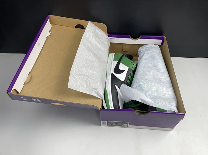 Nike SB Dunk Low Classic Green BQ6817-302 SportInspired 2173