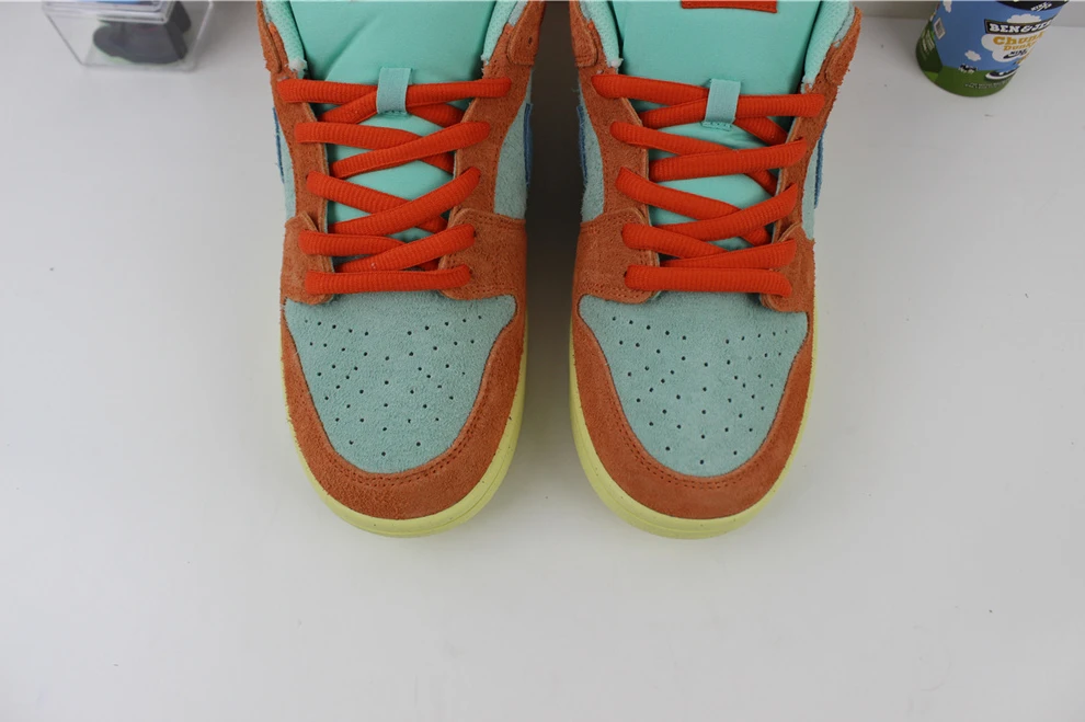 Nike SB Dunk Low Noise Aqua StreetReady 1742