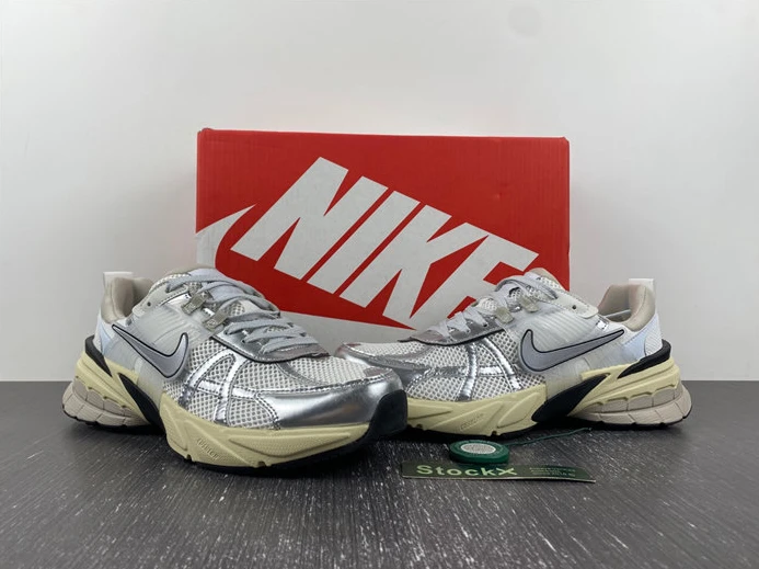 Nike V2K Run Summit White Metallic Silver FD0736-100 GoodFit 2755