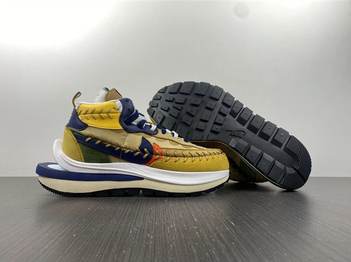 Nike Vaporwaffle sacai Jean Paul Gaultier Sesame Blue GoAnywhere 2701
