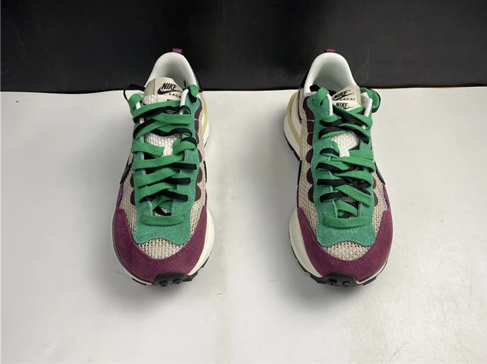 Nike Vaporwaffle sacai Villain Red Neptune Green BestValue 2708